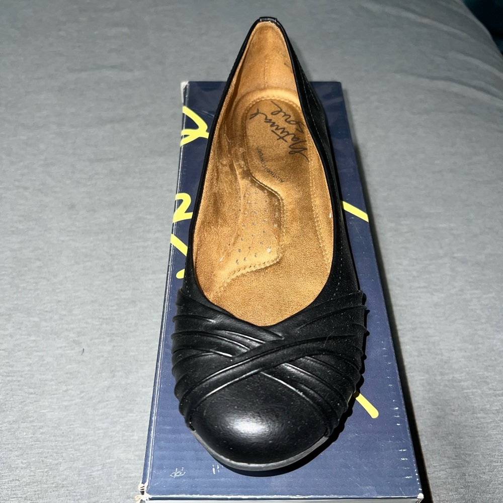 Natural soul Black flats 7.5, slightly worn